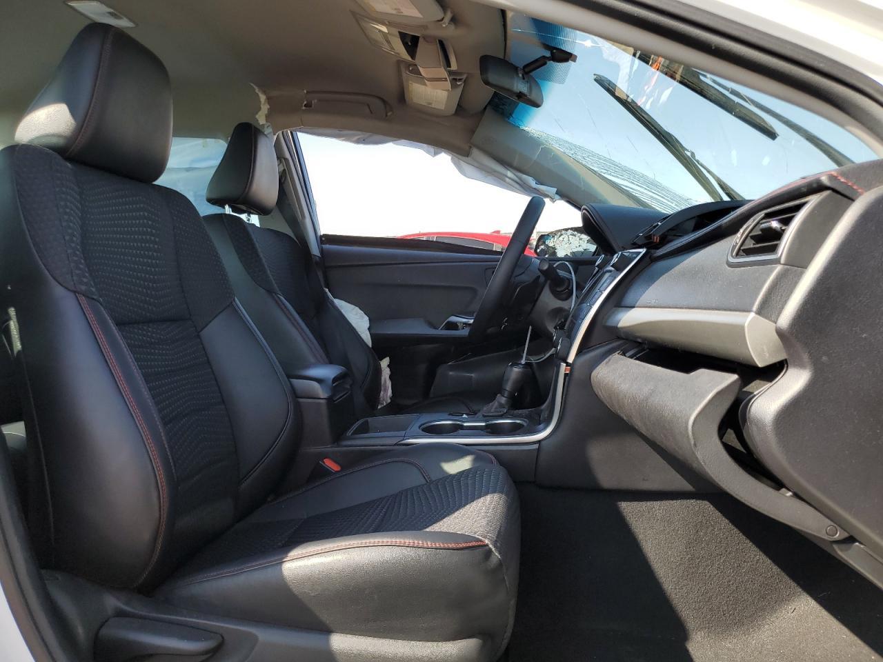 2015 TOYOTA CAMRY LE - Image 7