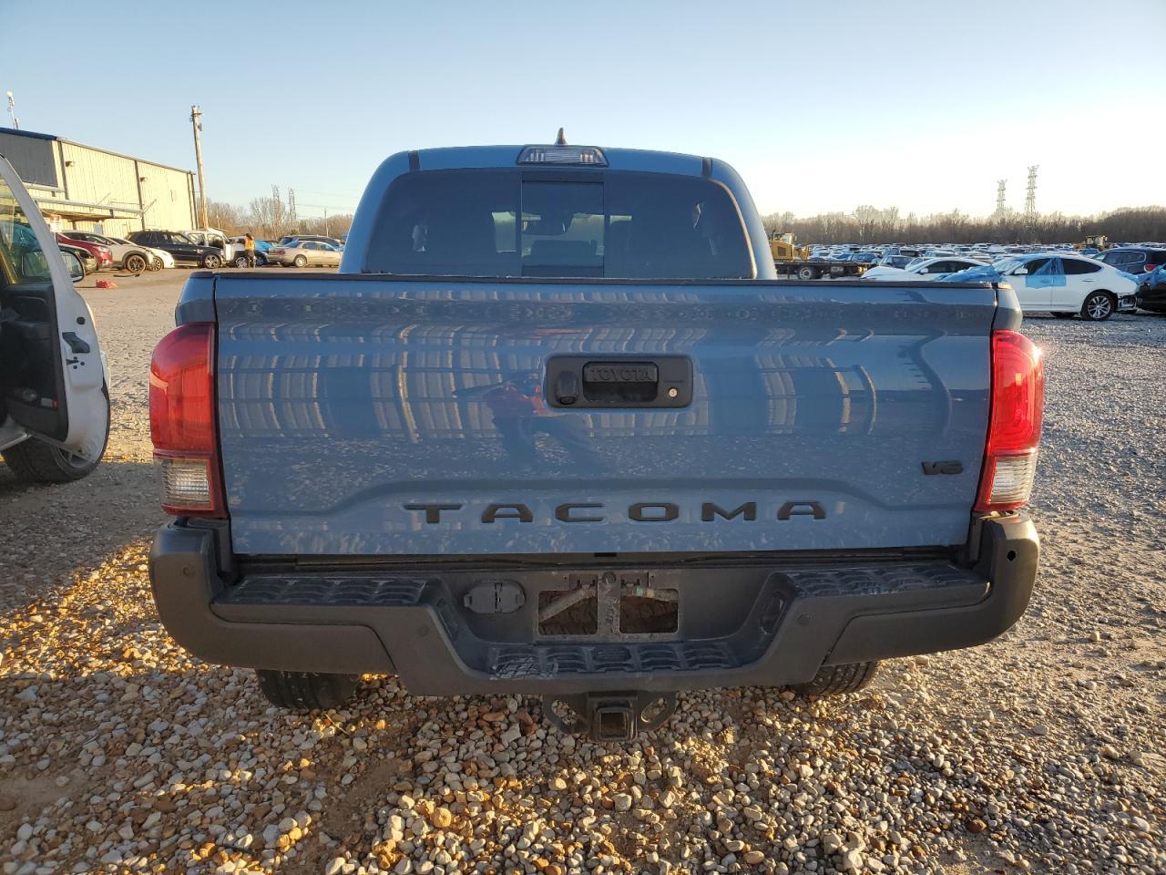 2019 TOYOTA TACOMA DOU - Image 6