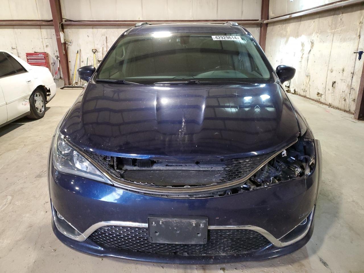 2017 CHRYSLER PACIFICA T - Image 5