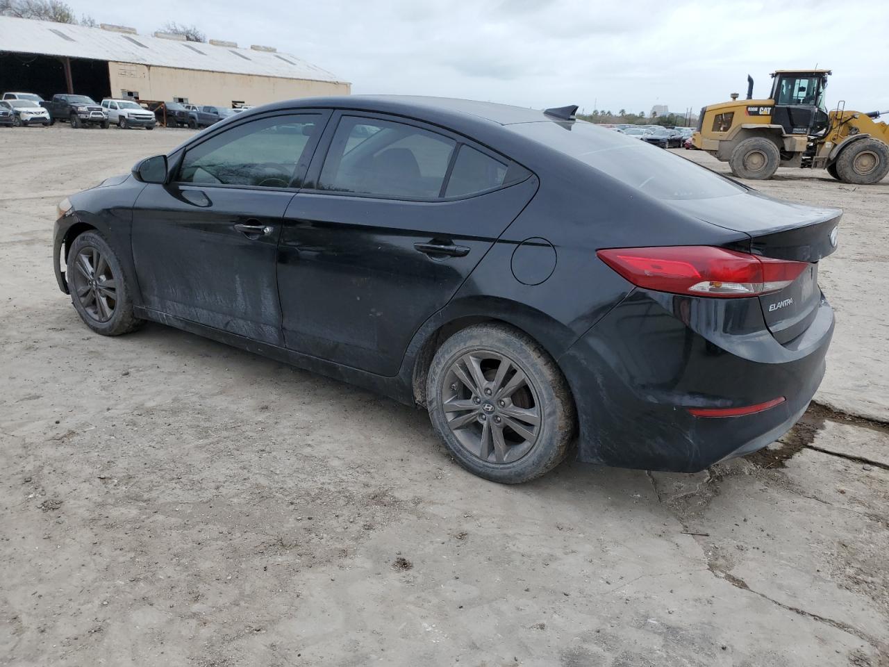 2017 HYUNDAI ELANTRA SE - Фото 2