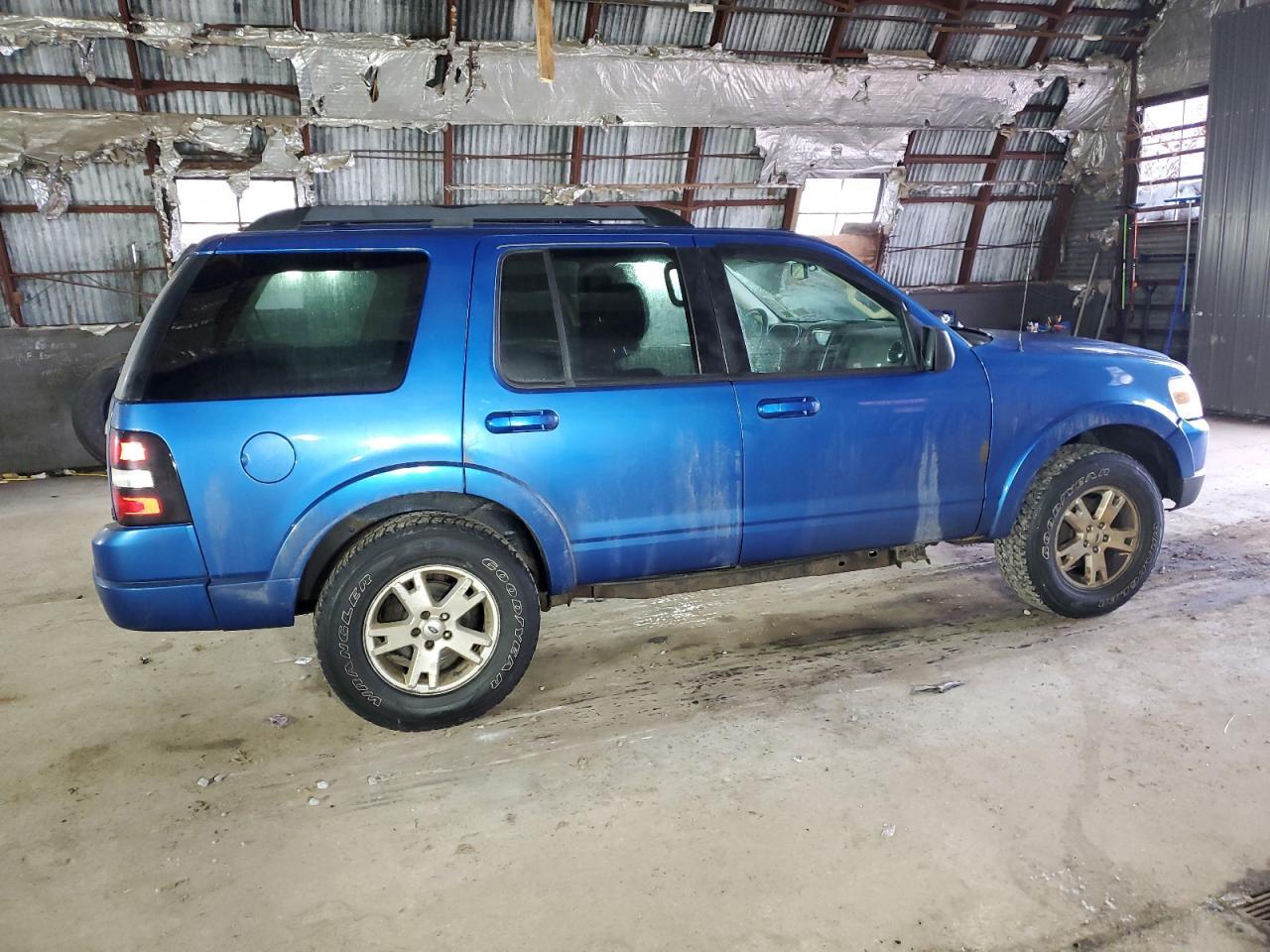 2010 FORD EXPLORER X - Image 3
