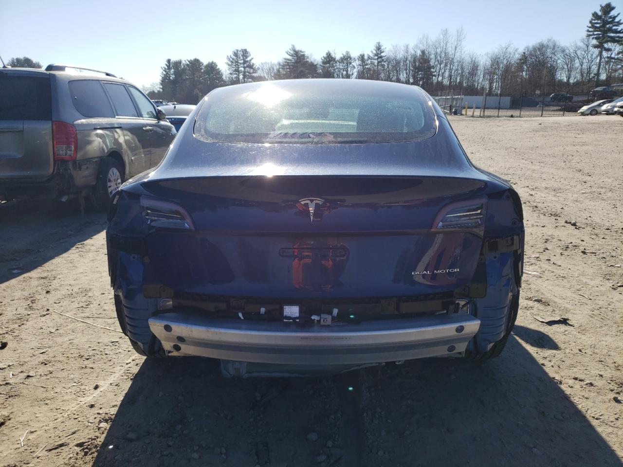 2022 TESLA MODEL 3 - Фото 6