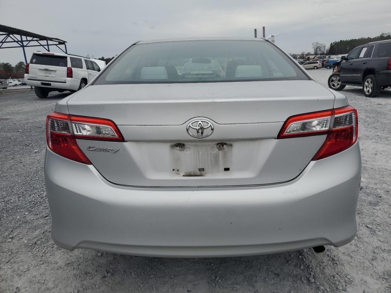 2013 TOYOTA CAMRY L - Image 6