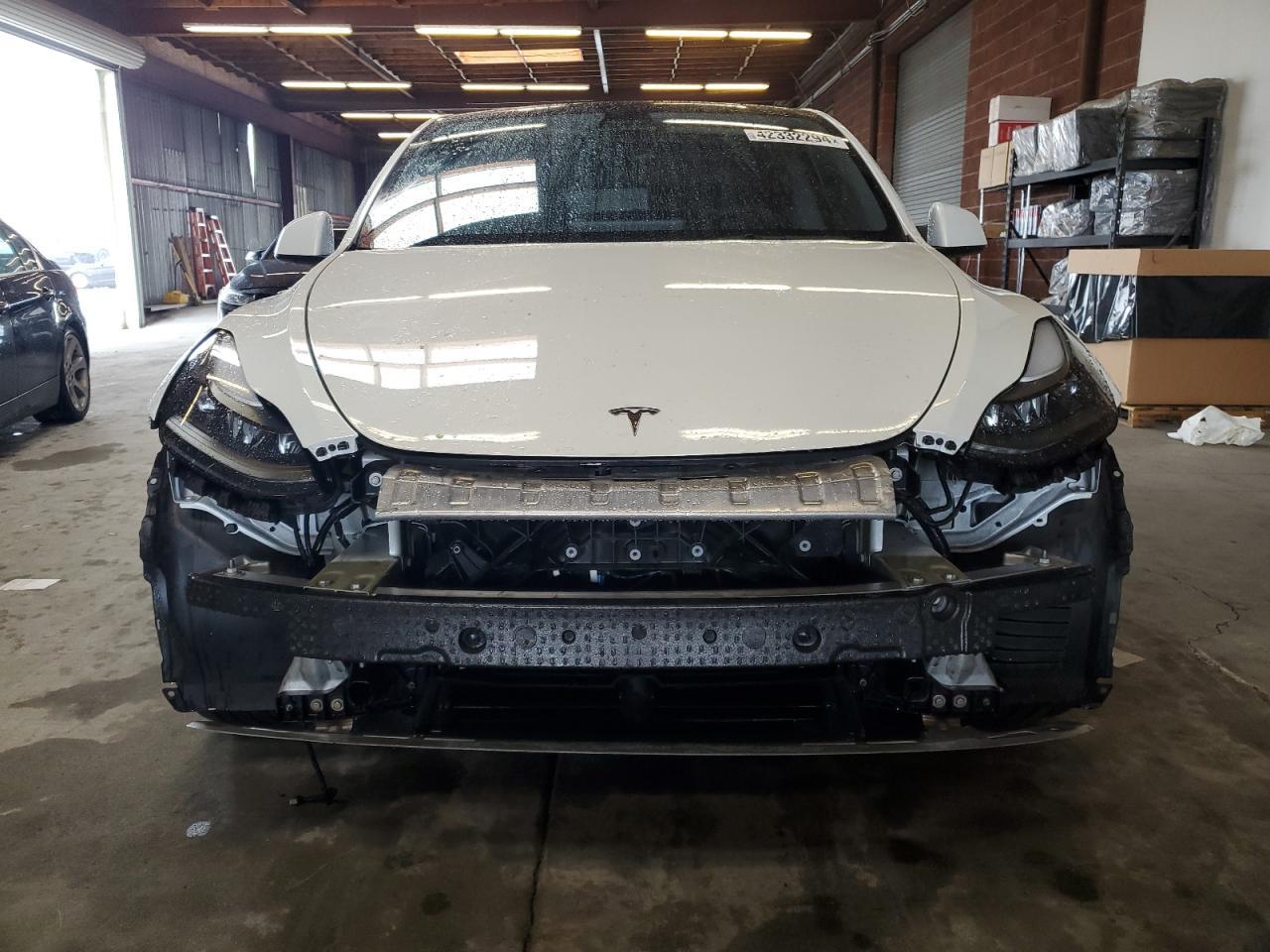 2022 TESLA MODEL Y - Фото 5