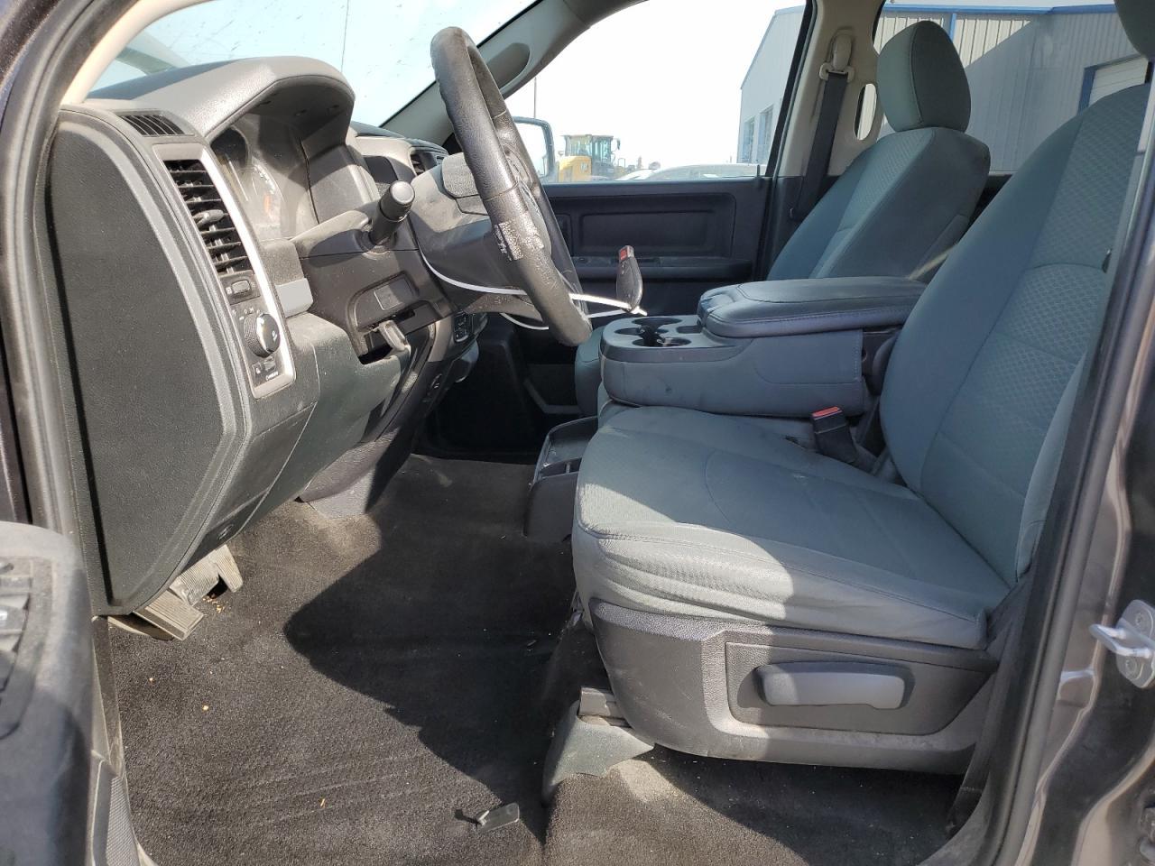2015 RAM 1500 ST - Image 7