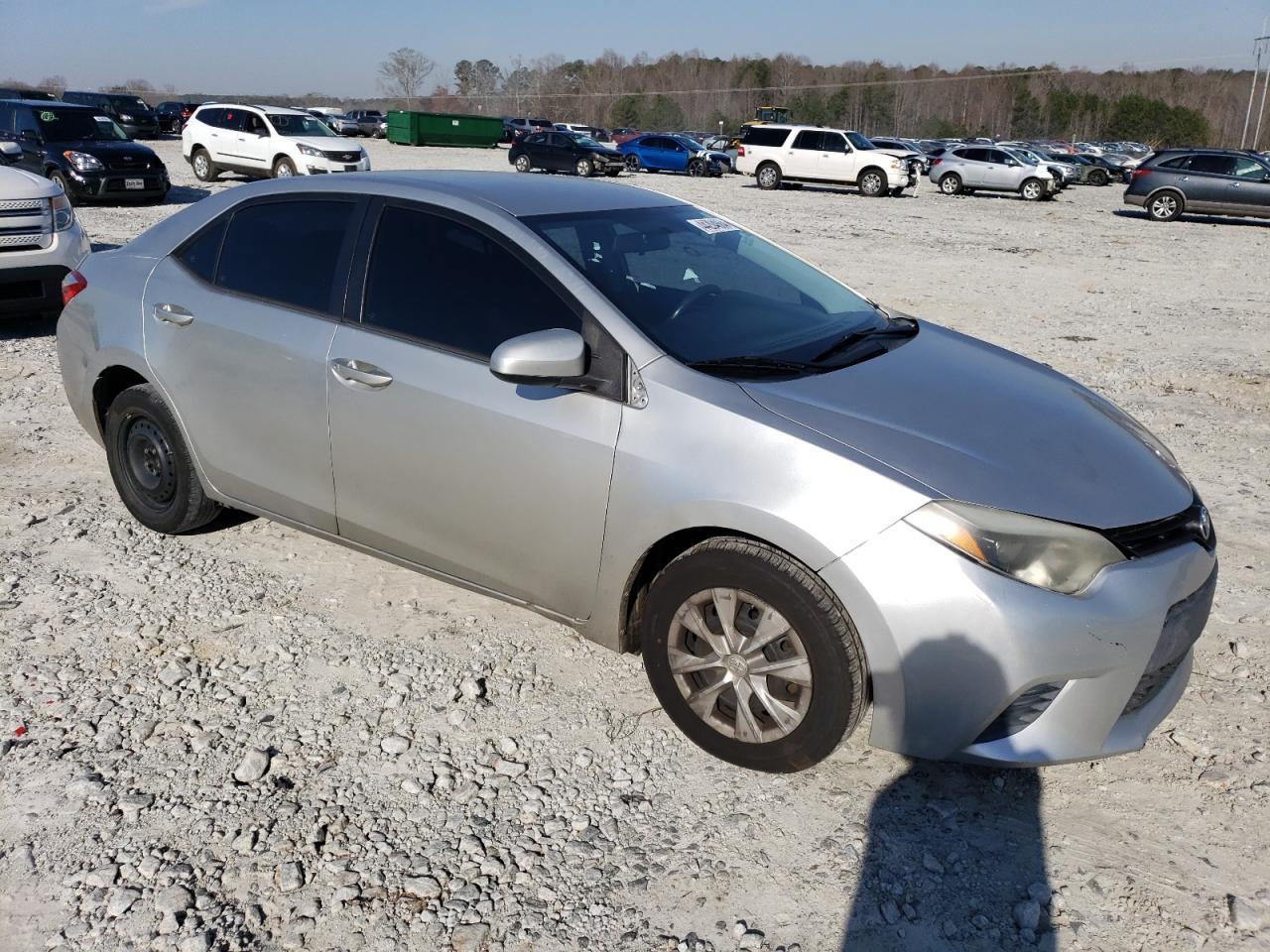 2015 TOYOTA COROLLA L - Image 4