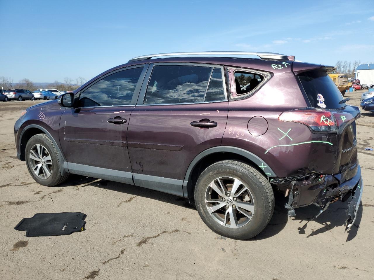 2016 TOYOTA RAV4 XLE - Фото 2