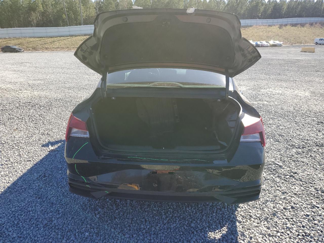 2022 HYUNDAI ELANTRA SE - Фото 6