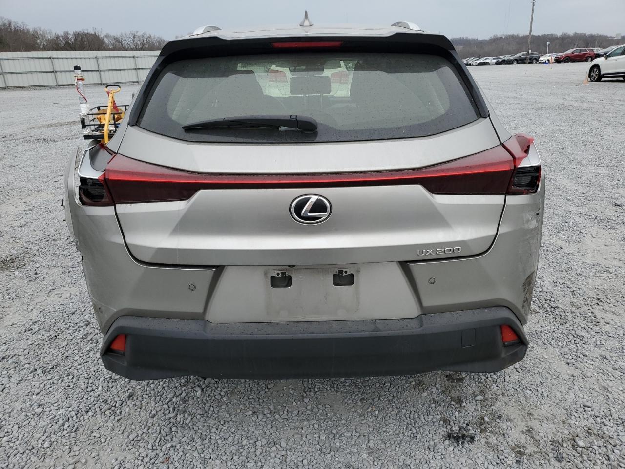 2022 LEXUS UX 200 BAS - Фото 6