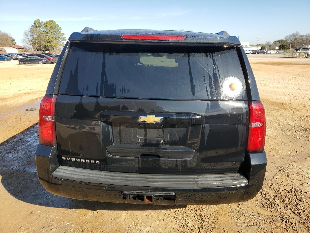 2015 CHEVROLET SUBURBAN C - Image 6
