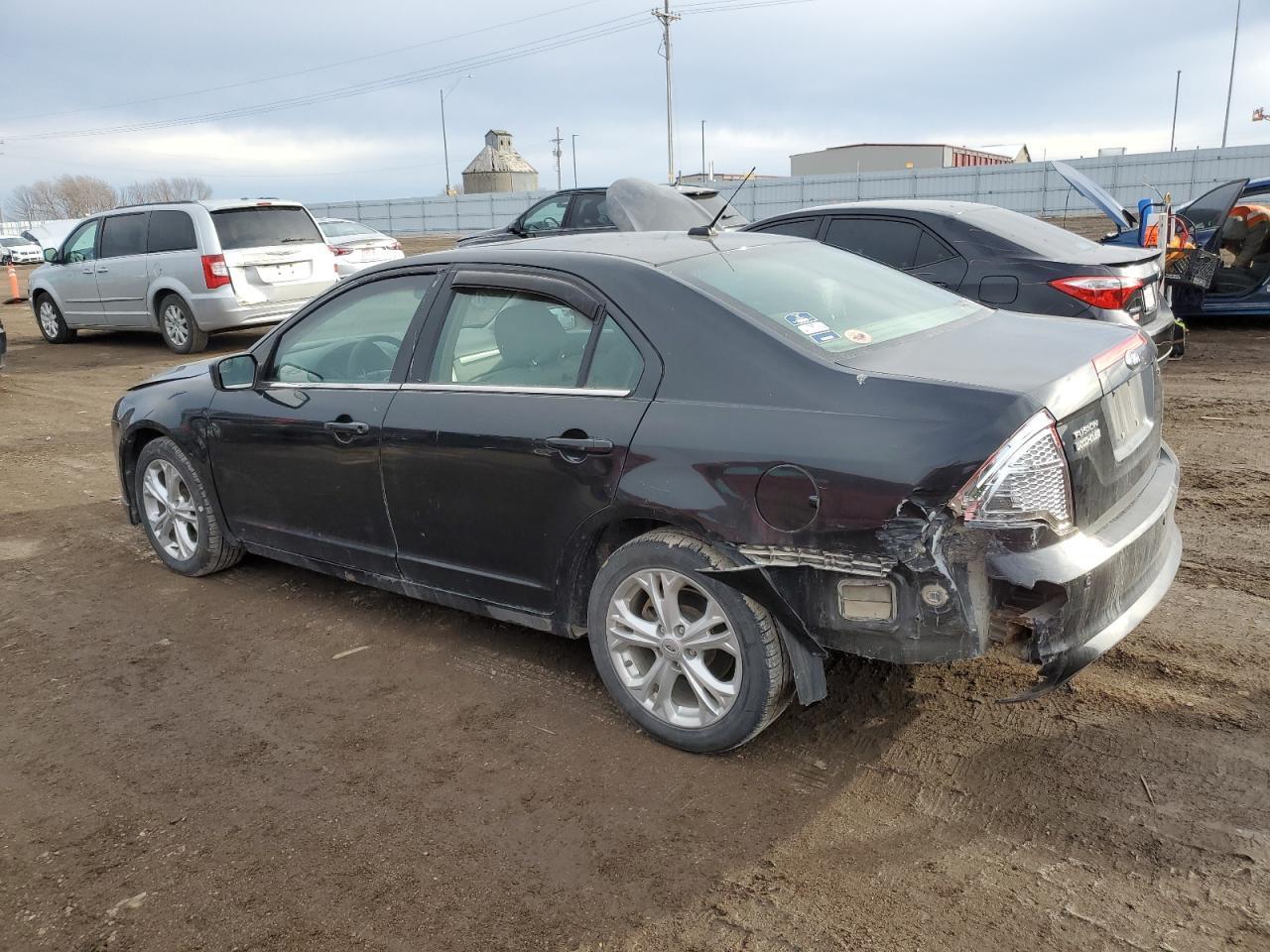 2012 FORD FUSION SE - Image 2