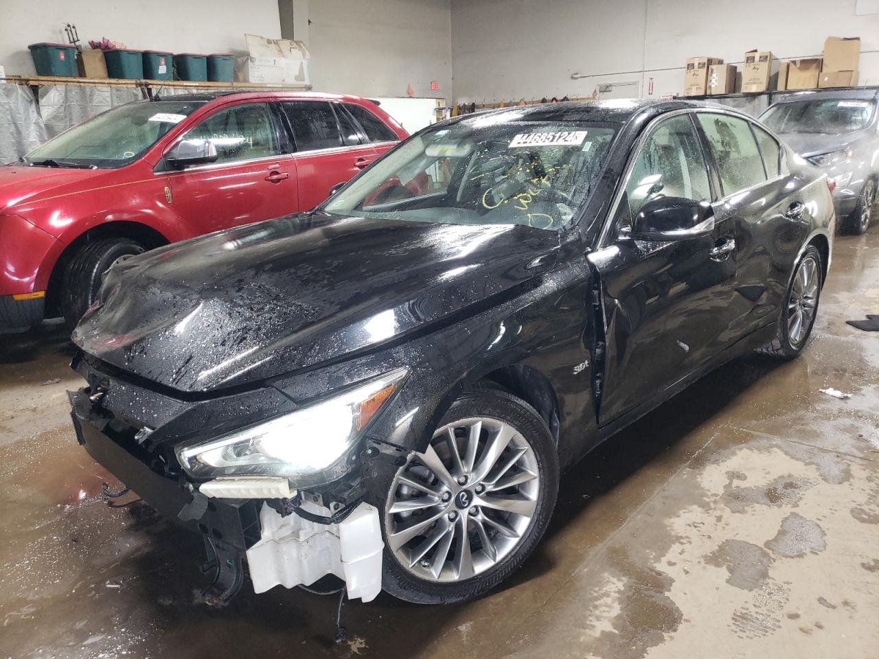 2019 INFINITI Q50 LUXE