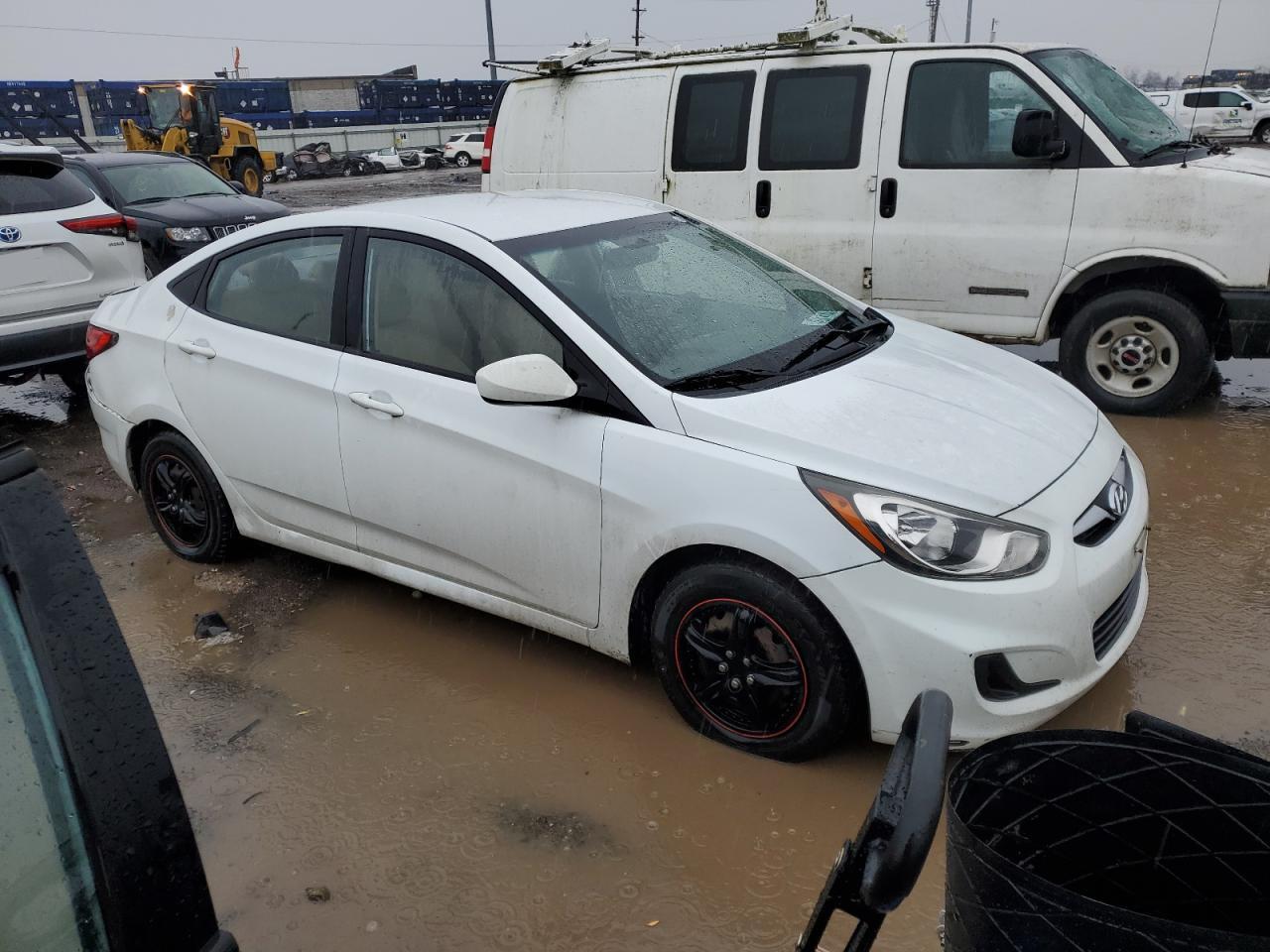 2014 HYUNDAI ACCENT GLS - Фото 4