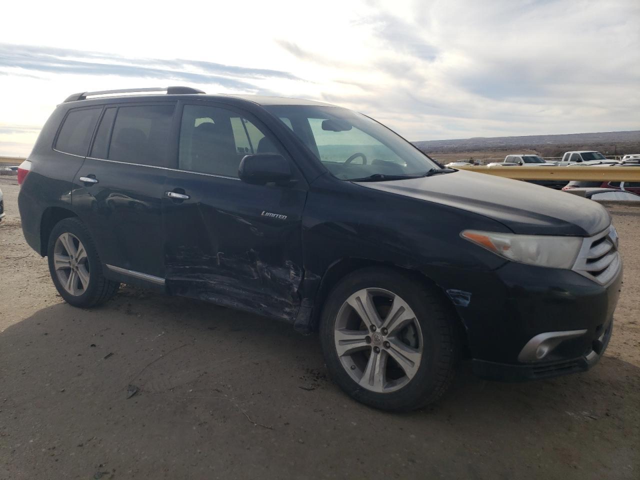 2012 TOYOTA HIGHLANDER - Image 4