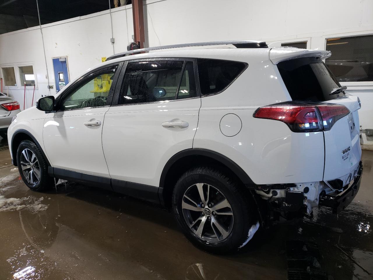 2017 TOYOTA RAV4 XLE - Image 2