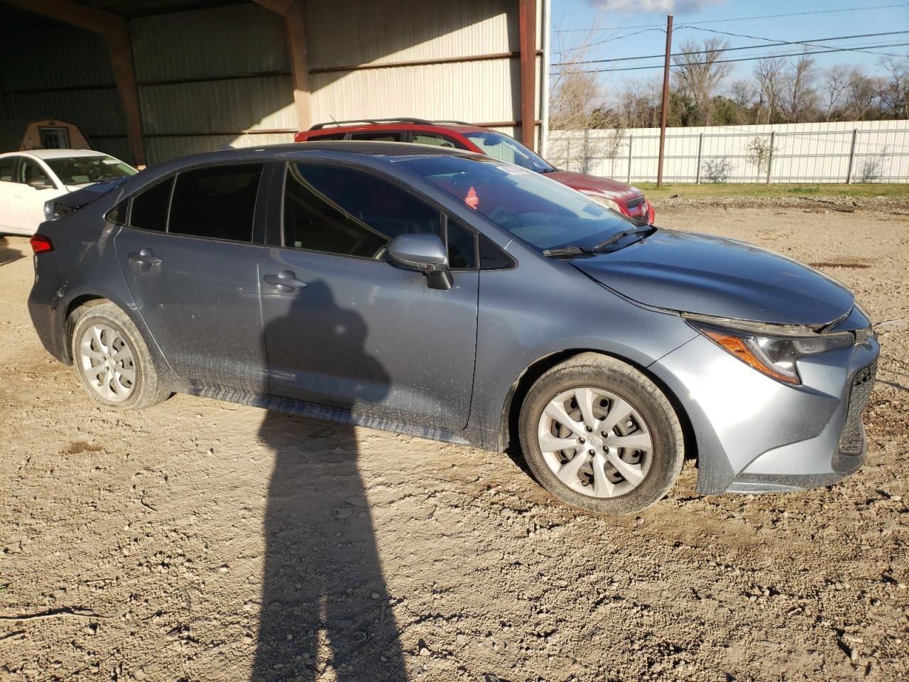 2021 TOYOTA COROLLA LE - Фото 4