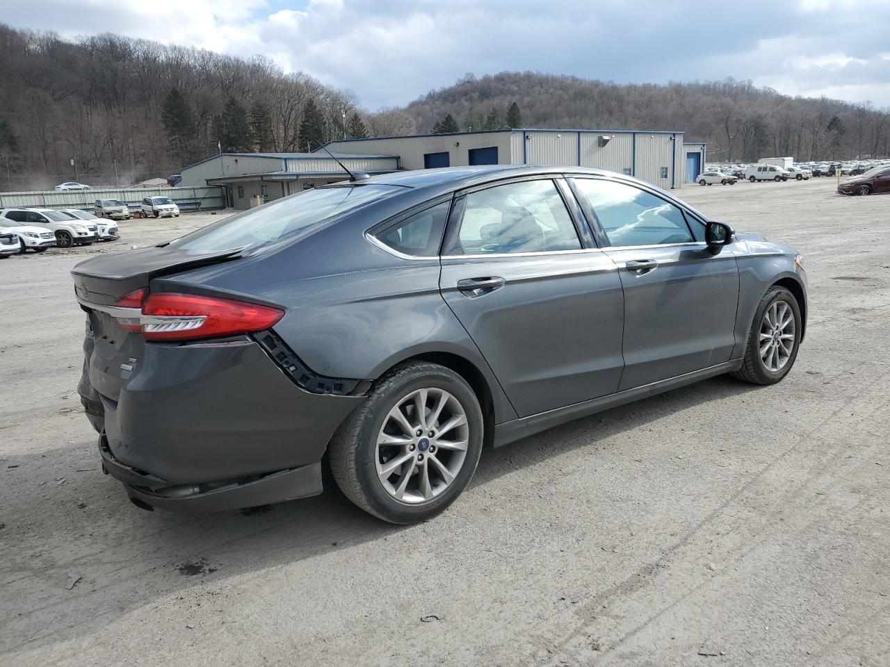 2017 FORD FUSION SE - Фото 3