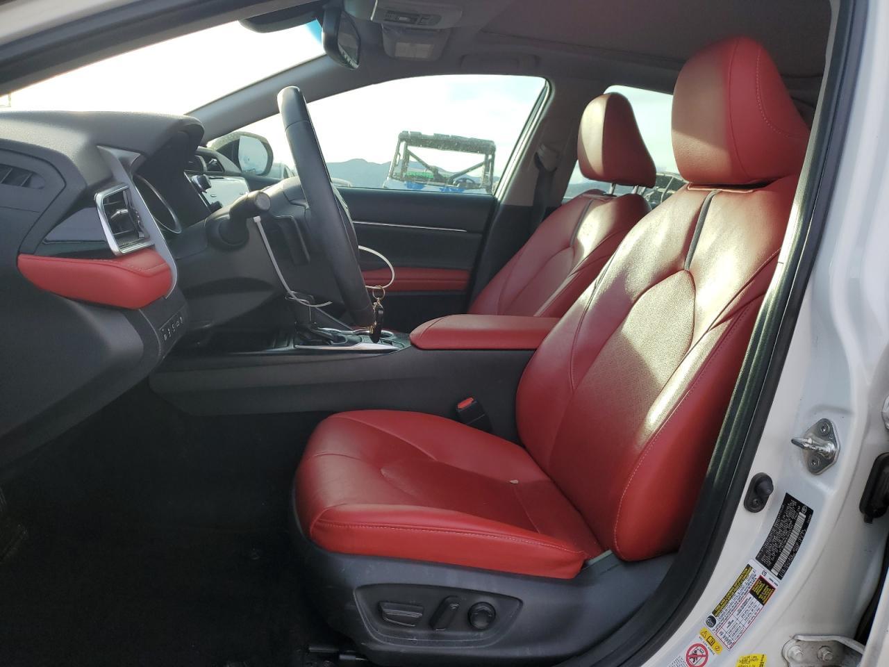 2018 TOYOTA CAMRY XSE - Фото 7