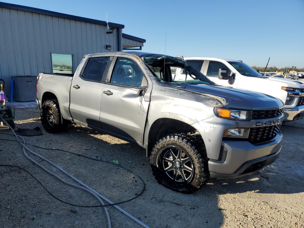 2021 CHEVROLET SILVERADO - Фото 4