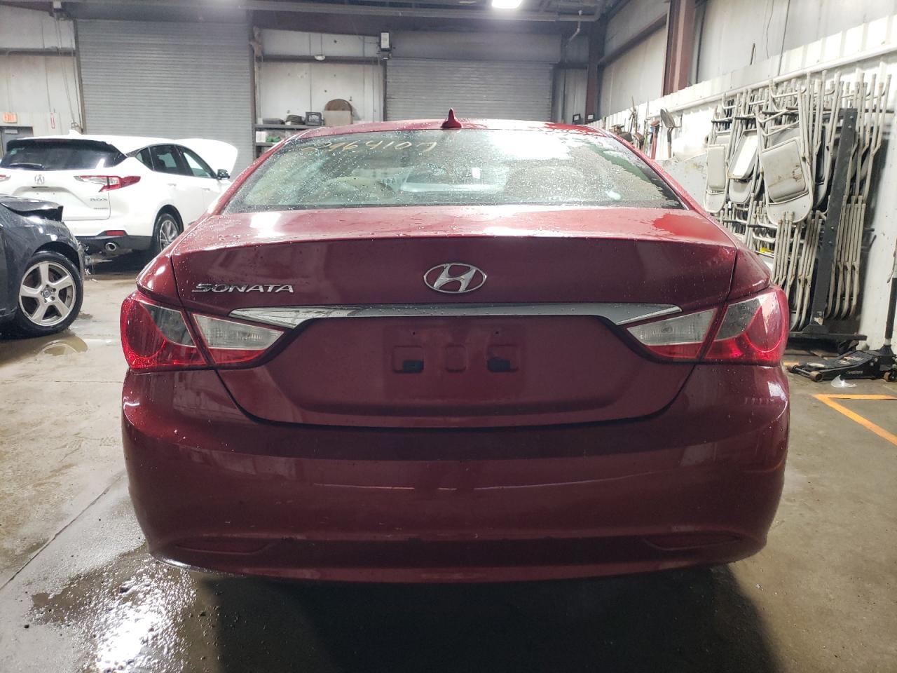 2013 HYUNDAI SONATA GLS - Image 6