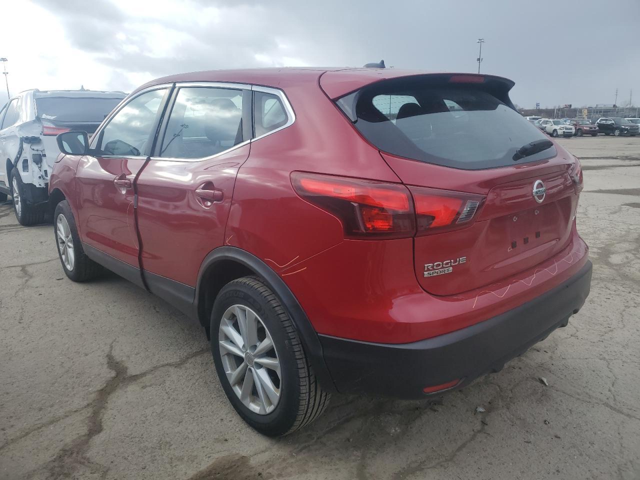2017 NISSAN ROGUE SPOR - Image 2