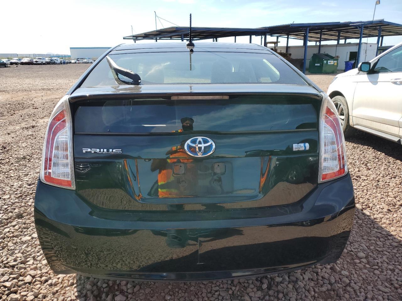 2013 TOYOTA PRIUS - Image 6