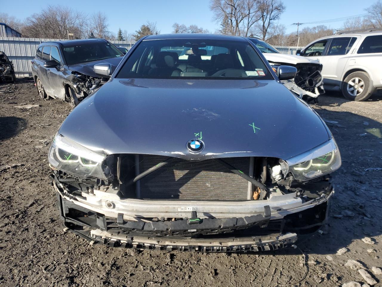 2018 BMW 530 XI - Фото 5