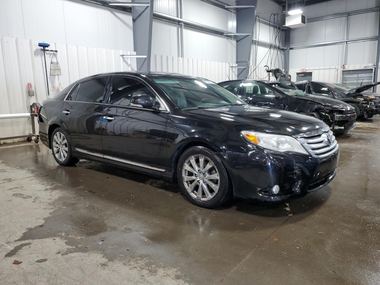 2011 TOYOTA AVALON BAS - Фото 4