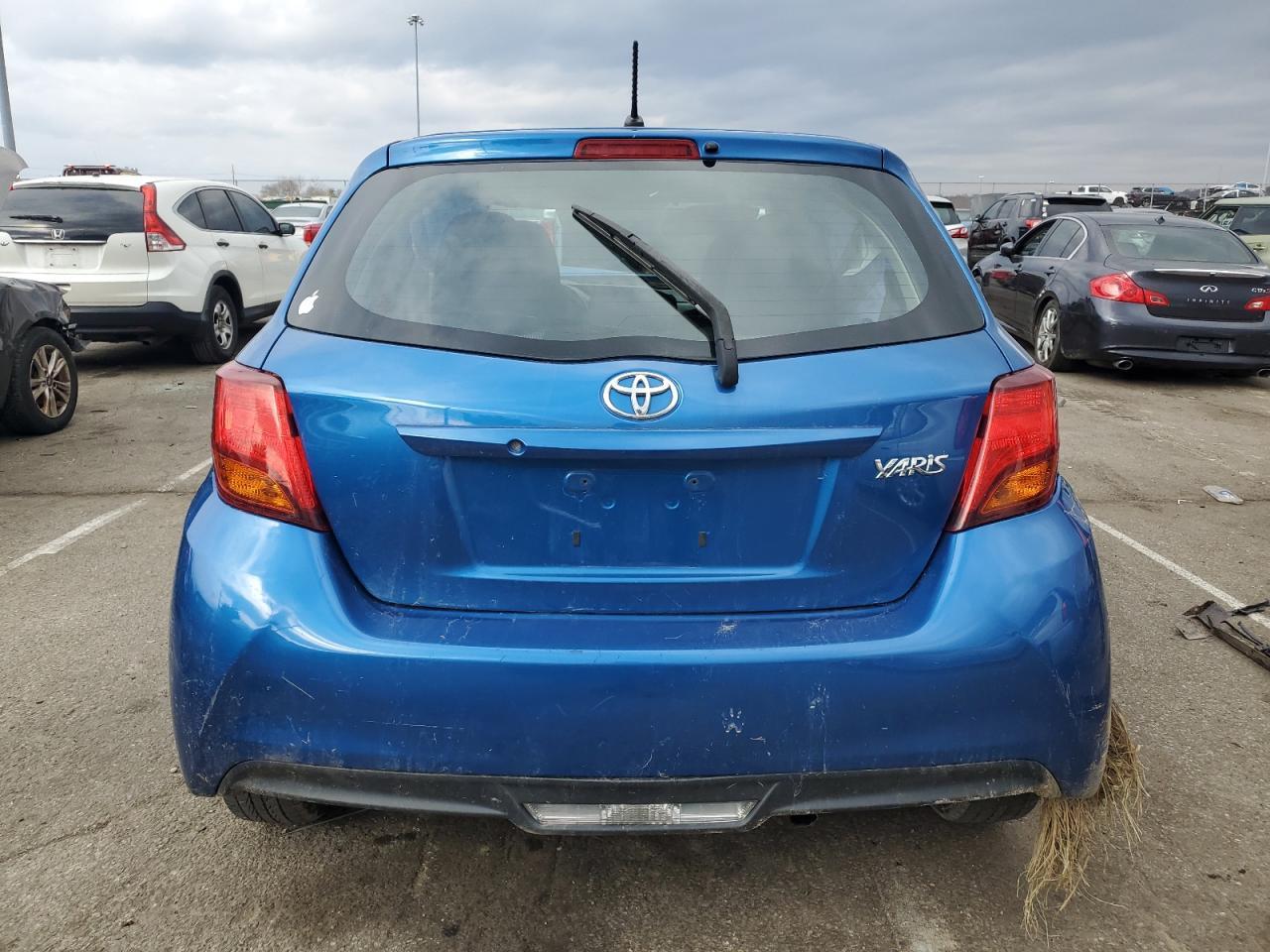 2016 TOYOTA YARIS L - Фото 6