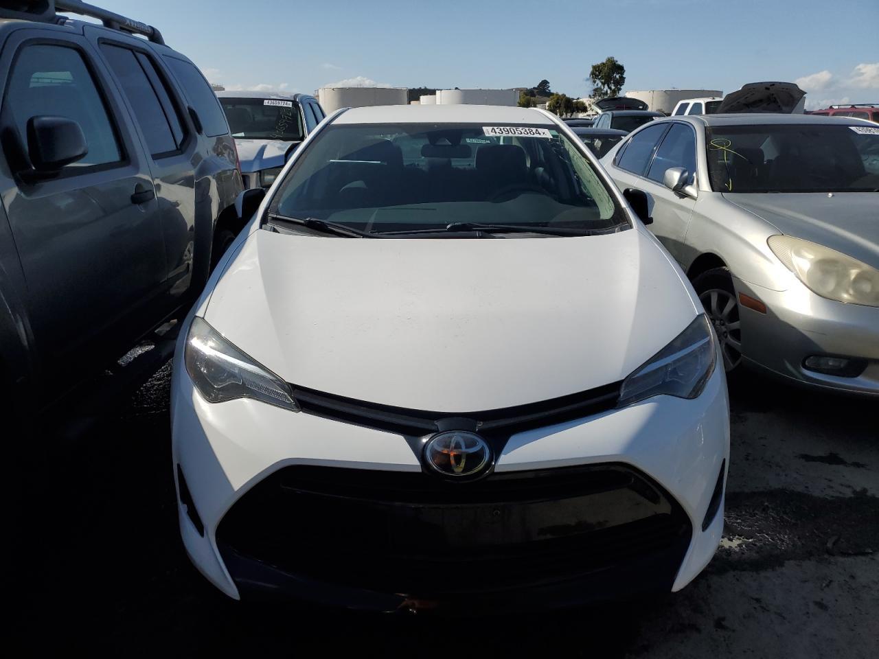 2018 TOYOTA COROLLA L - Image 5