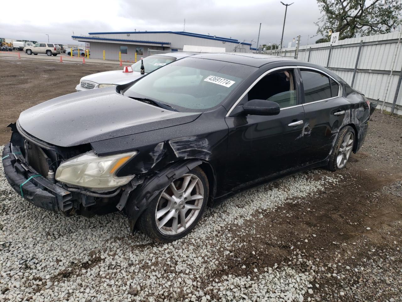 2011 NISSAN MAXIMA S
