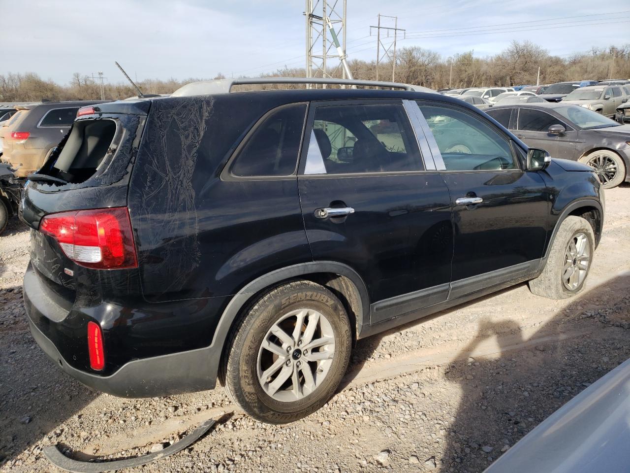 2014 KIA SORENTO LX - Image 3