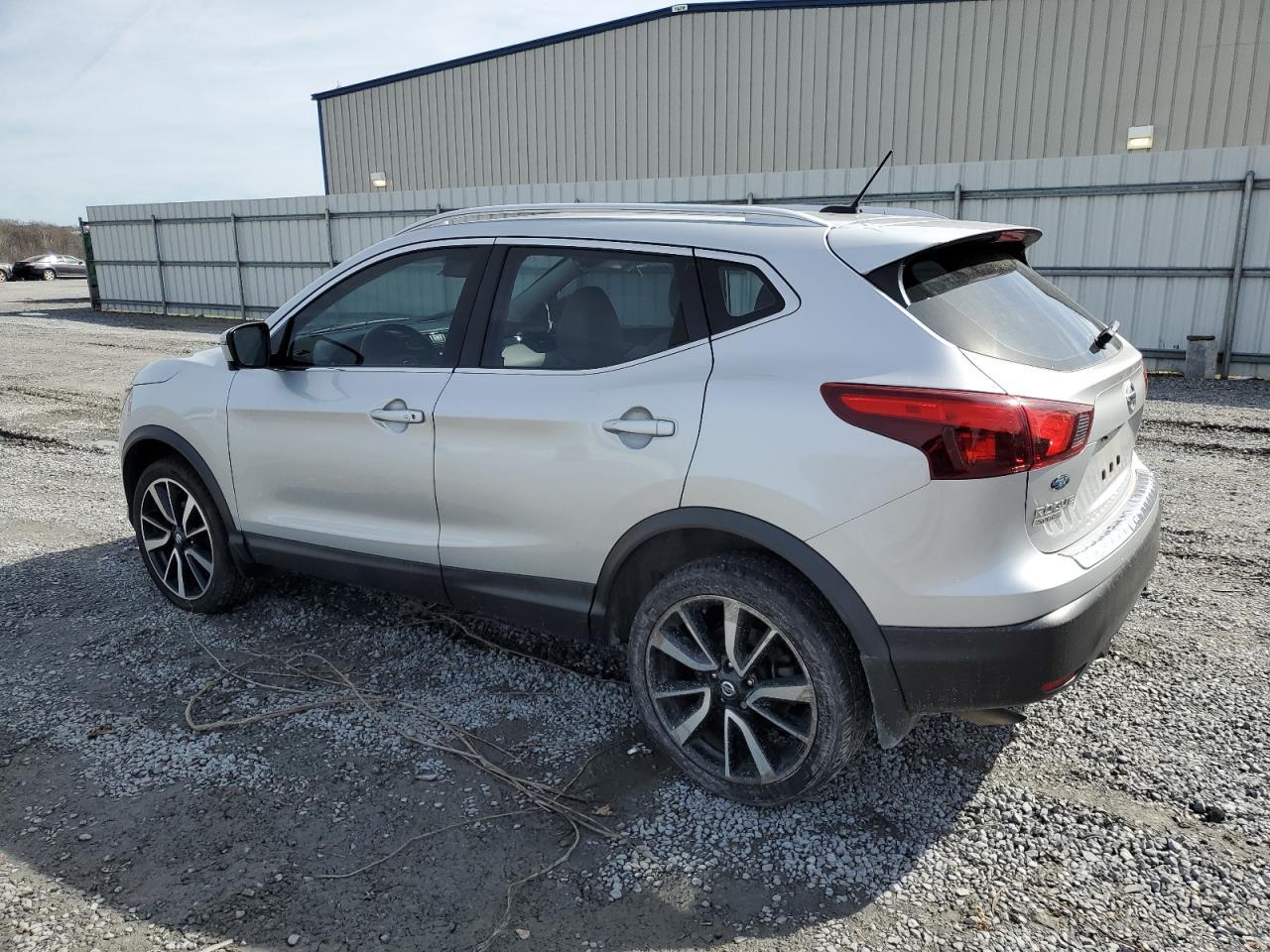 2018 NISSAN ROGUE SPOR - Image 2