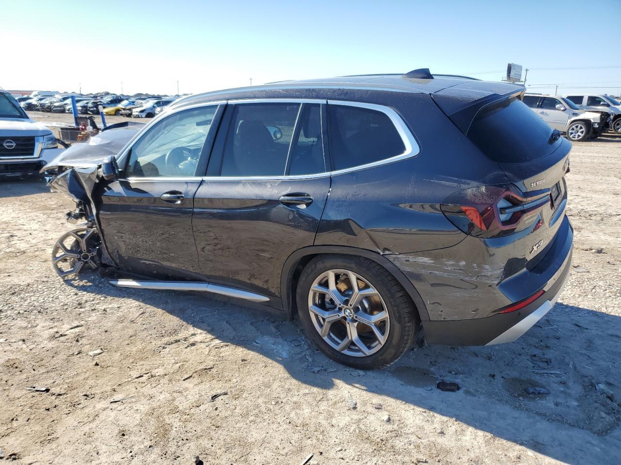 2023 BMW X3 XDRIVE3 - Image 2