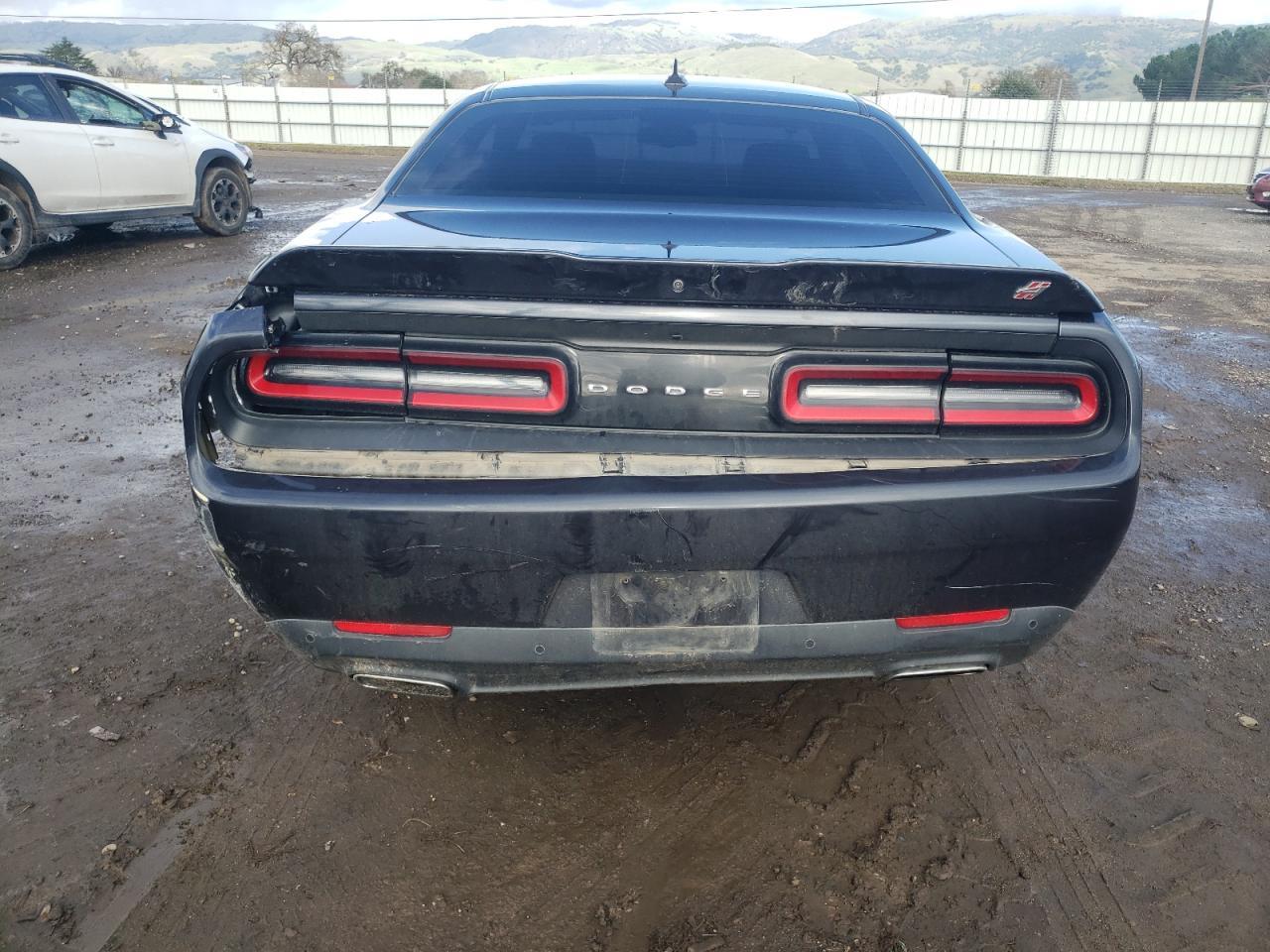 2017 DODGE CHALLENGER - Image 6