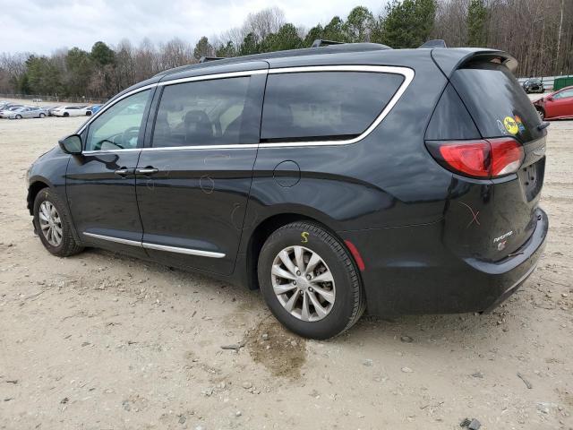 2017 Chrysler Pacifica Touring L - Фото 2