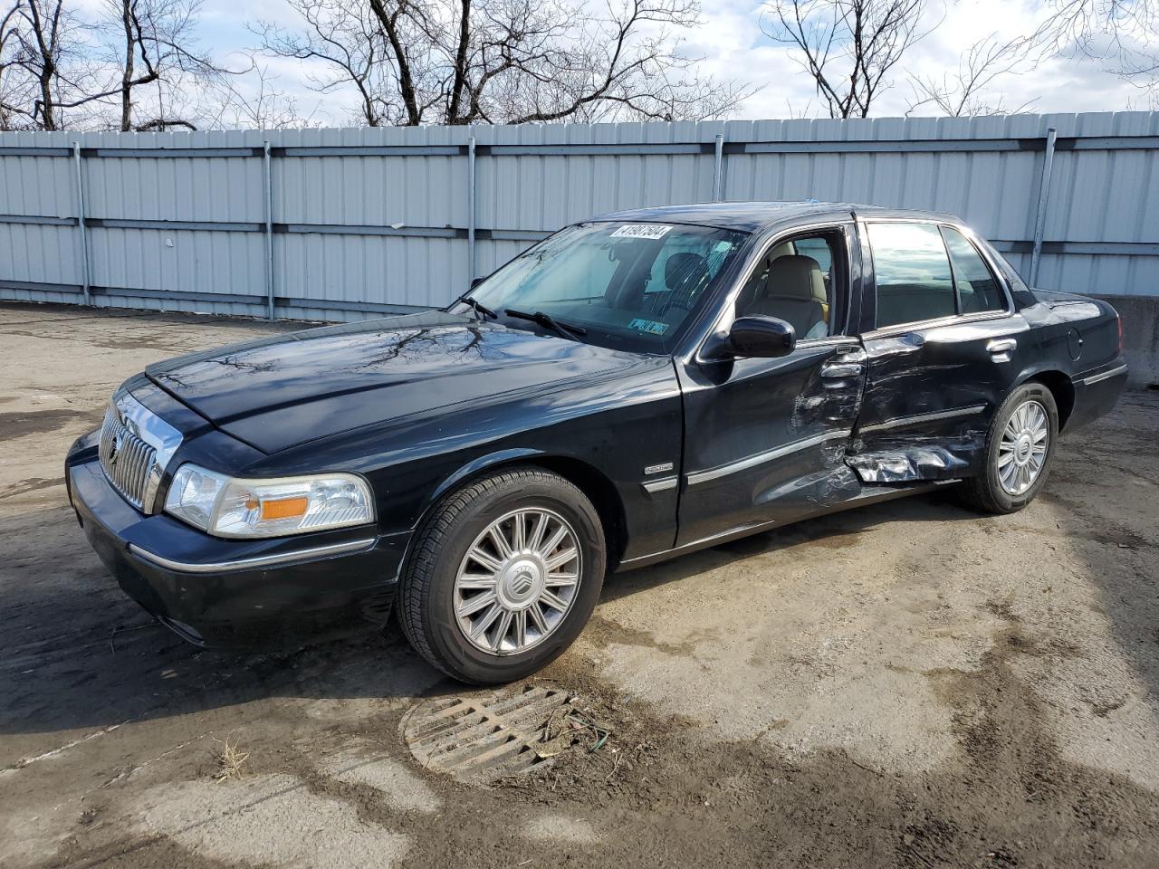 2010 MERCURY GRAND MARQ