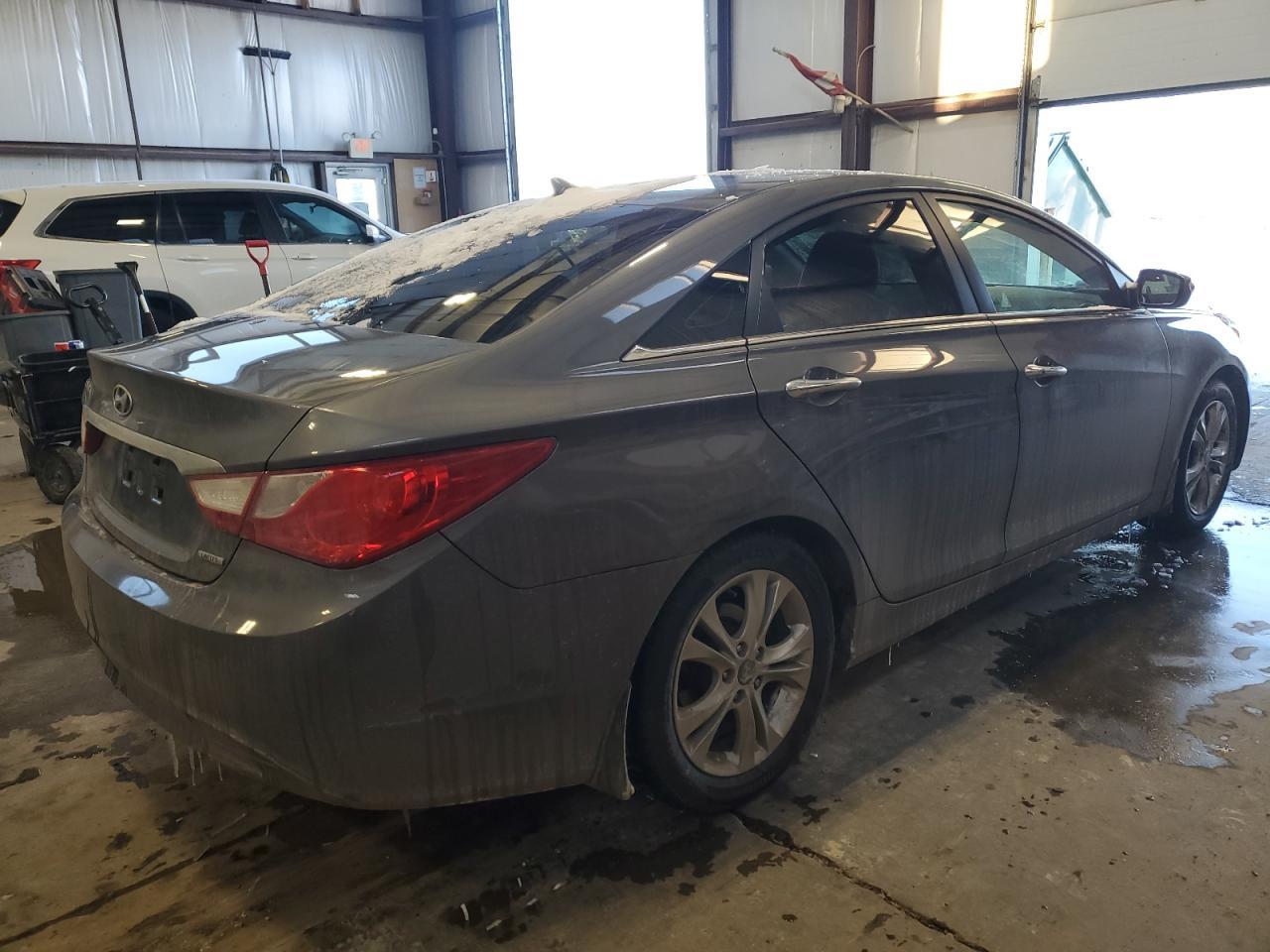 2013 HYUNDAI SONATA SE - Фото 3