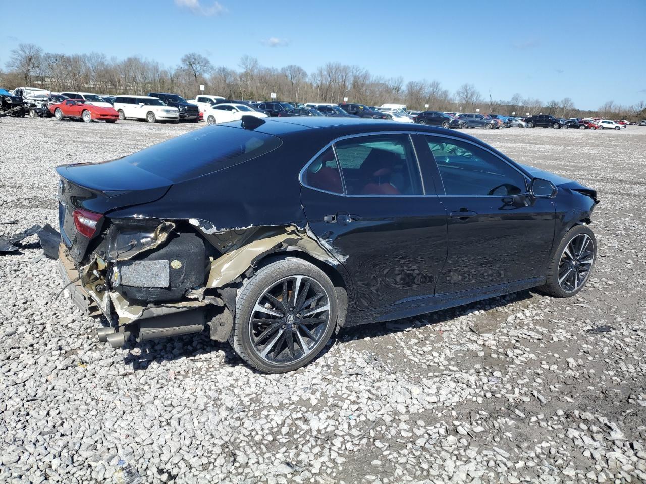 2018 TOYOTA CAMRY XSE - Image 3