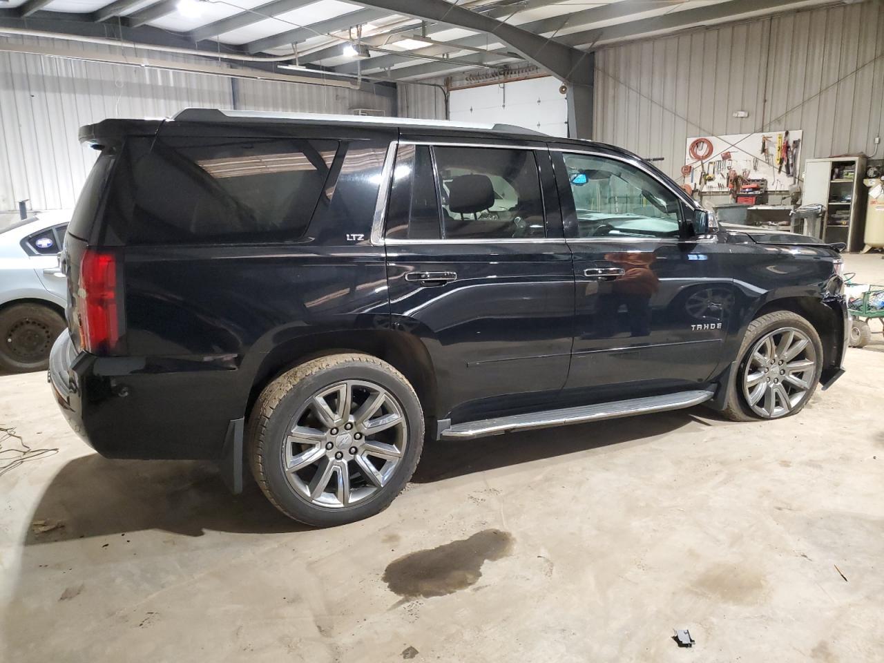 2015 CHEVROLET TAHOE K150 - Фото 3