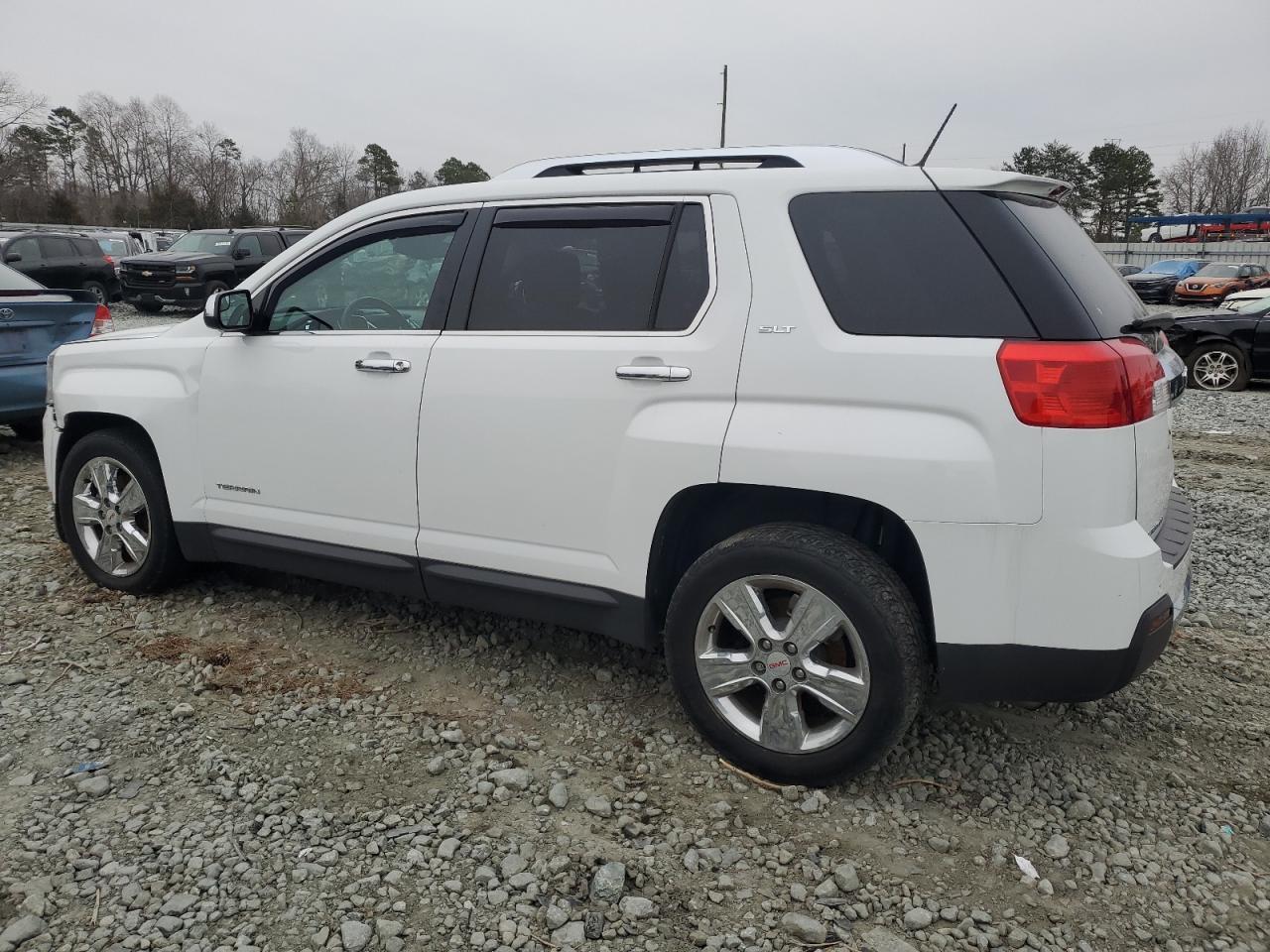 2014 GMC TERRAIN SL - Фото 2