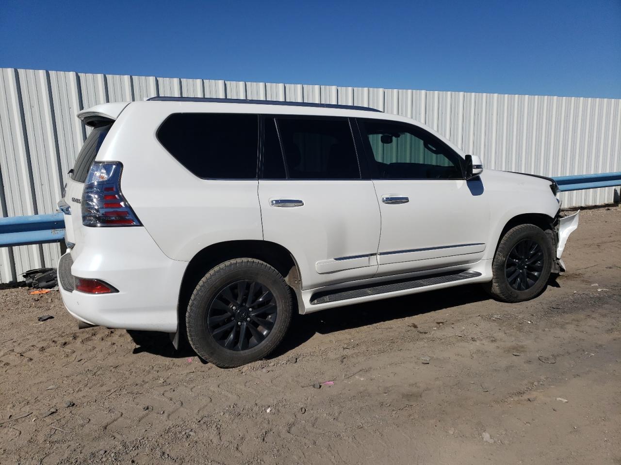 2017 LEXUS GX 460 - Фото 3