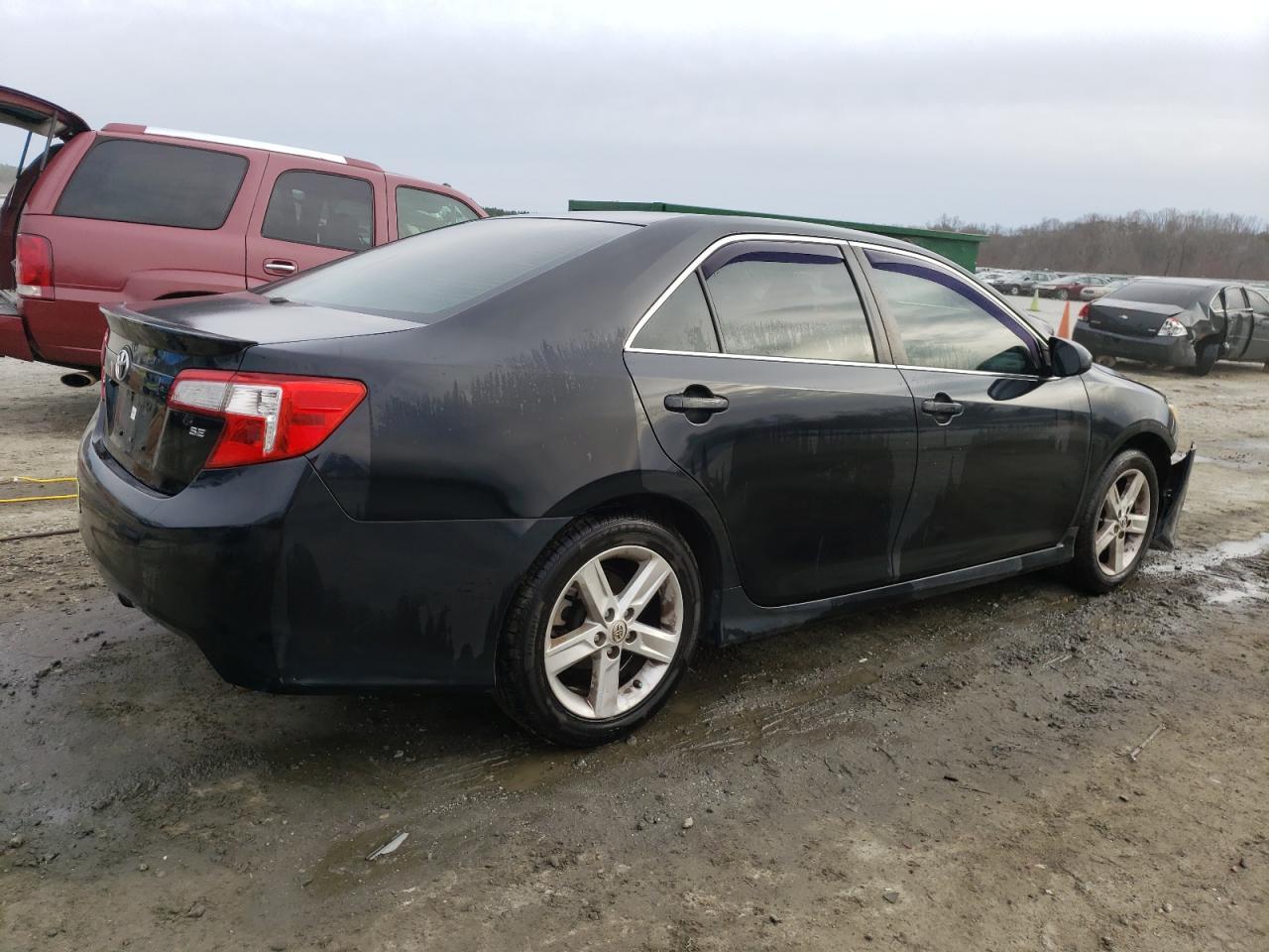 2013 TOYOTA CAMRY L - Фото 3