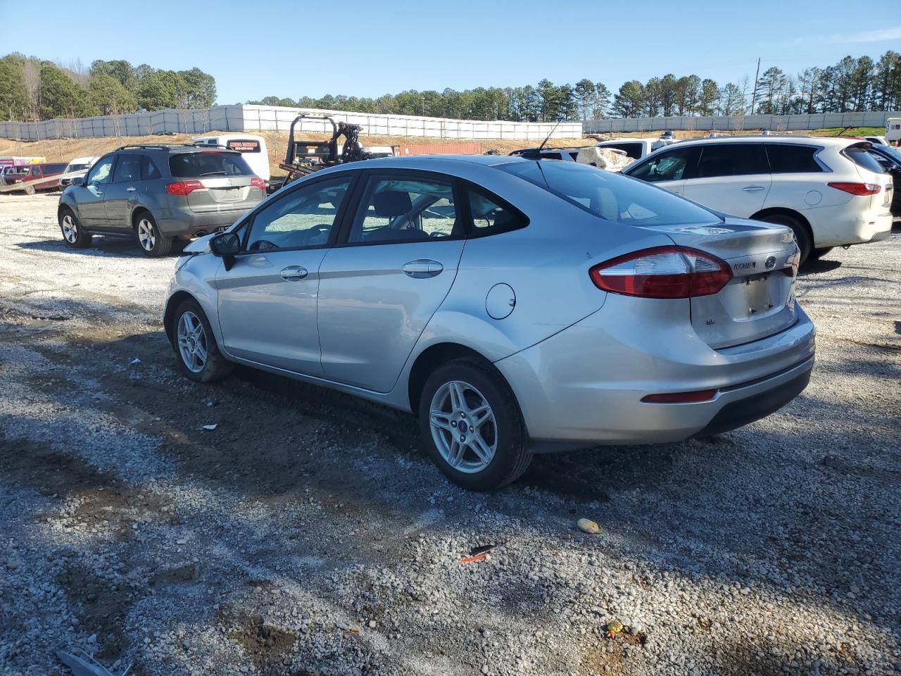 2019 FORD FIESTA SE - Image 2