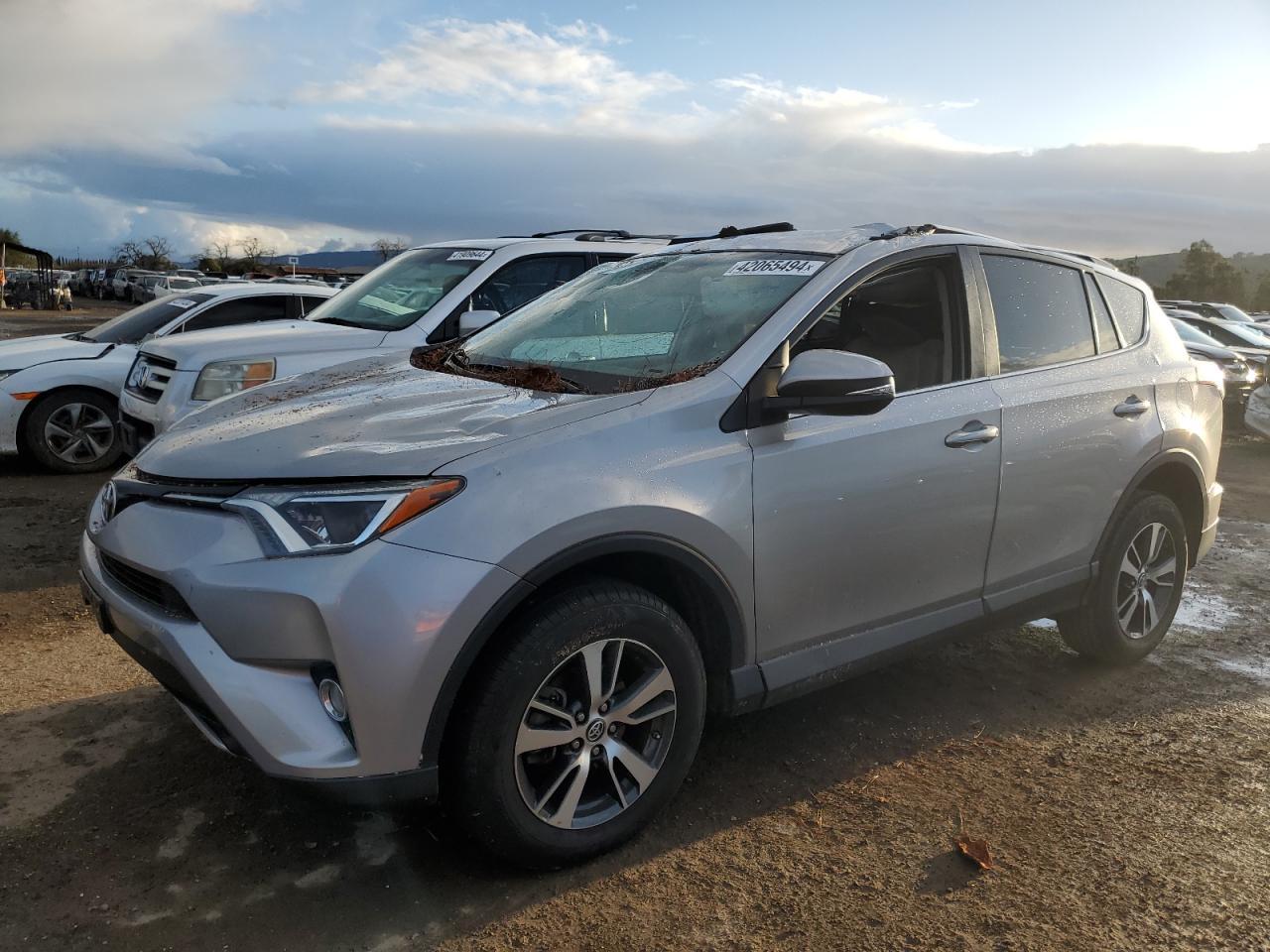 2016 TOYOTA RAV4 XLE