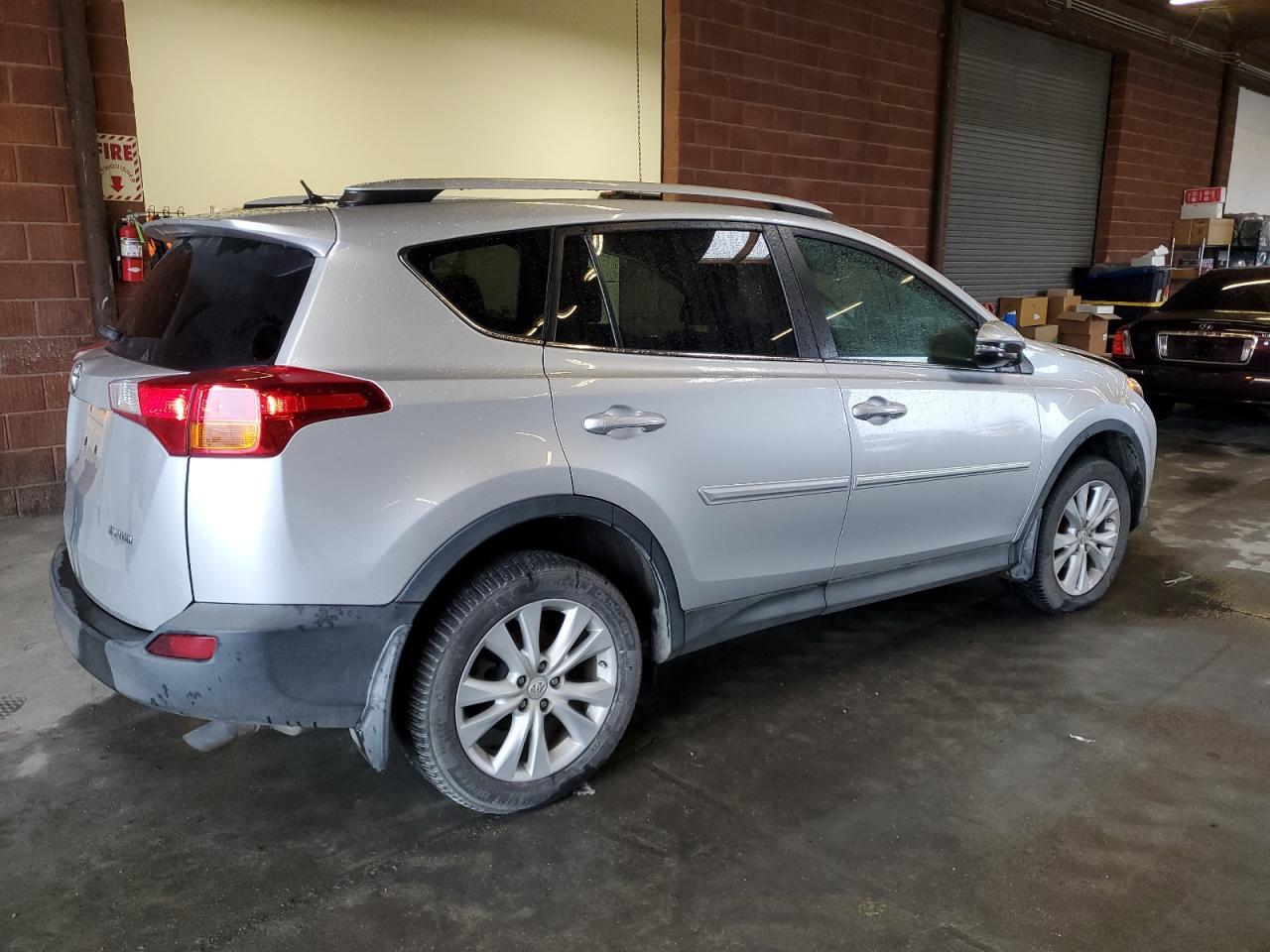 2014 TOYOTA RAV4 LIMIT - Image 3