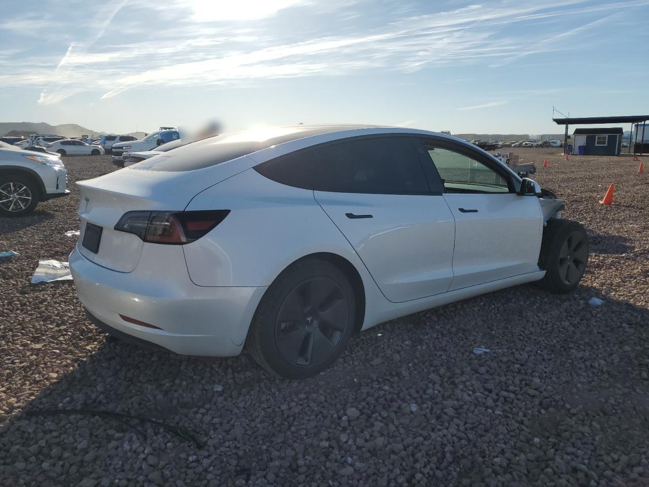 2023 TESLA MODEL 3 - Фото 3