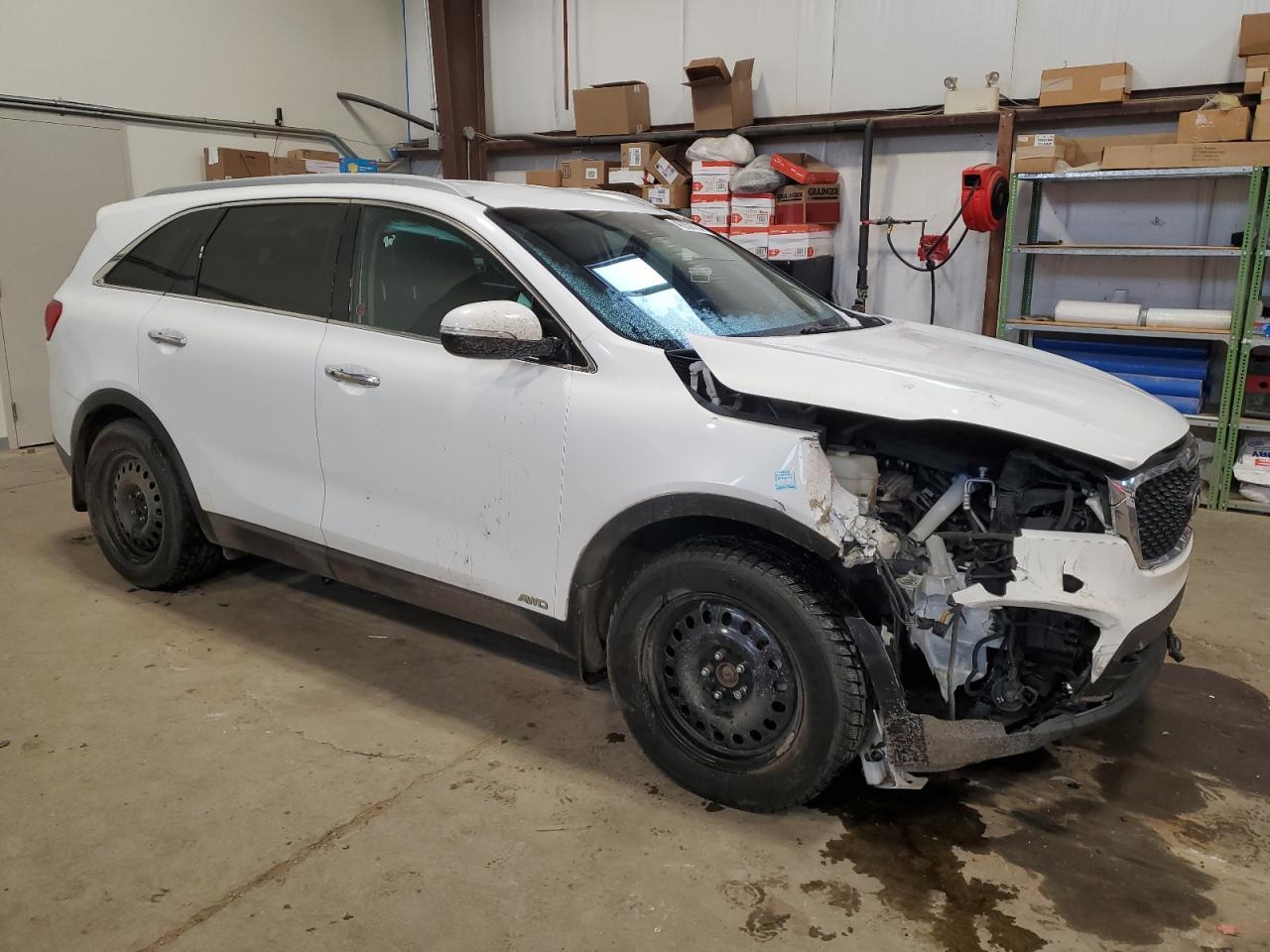 2016 KIA SORENTO LX - Image 4