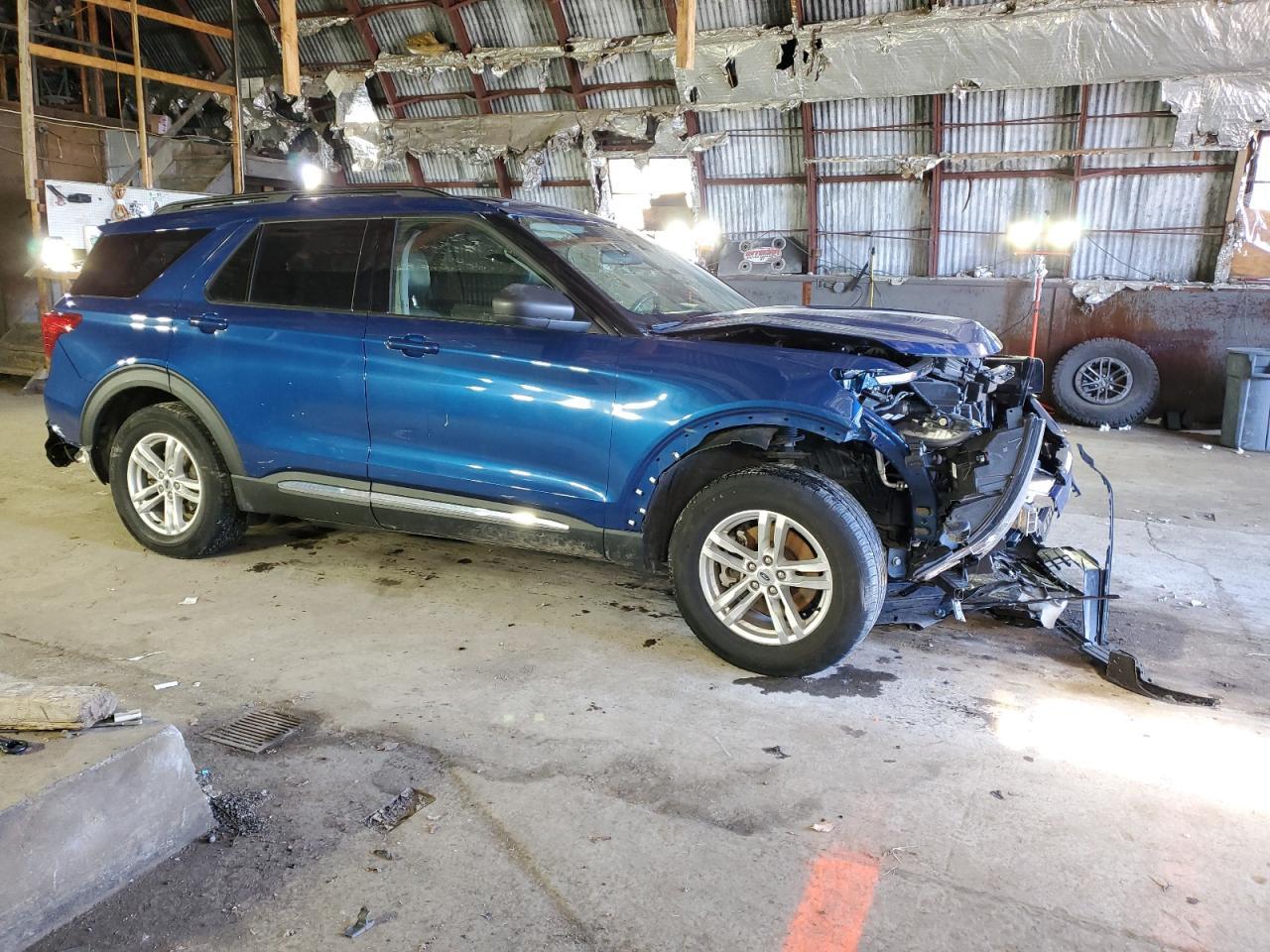 2022 FORD EXPLORER X - Фото 4