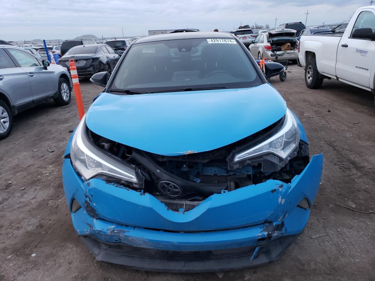 2019 TOYOTA C-HR XLE - Фото 5